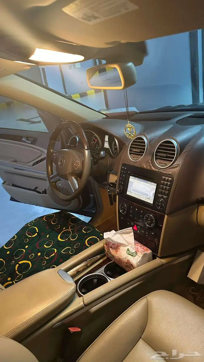 مرسيدس جيب GL450 فل كامل استخدام 21