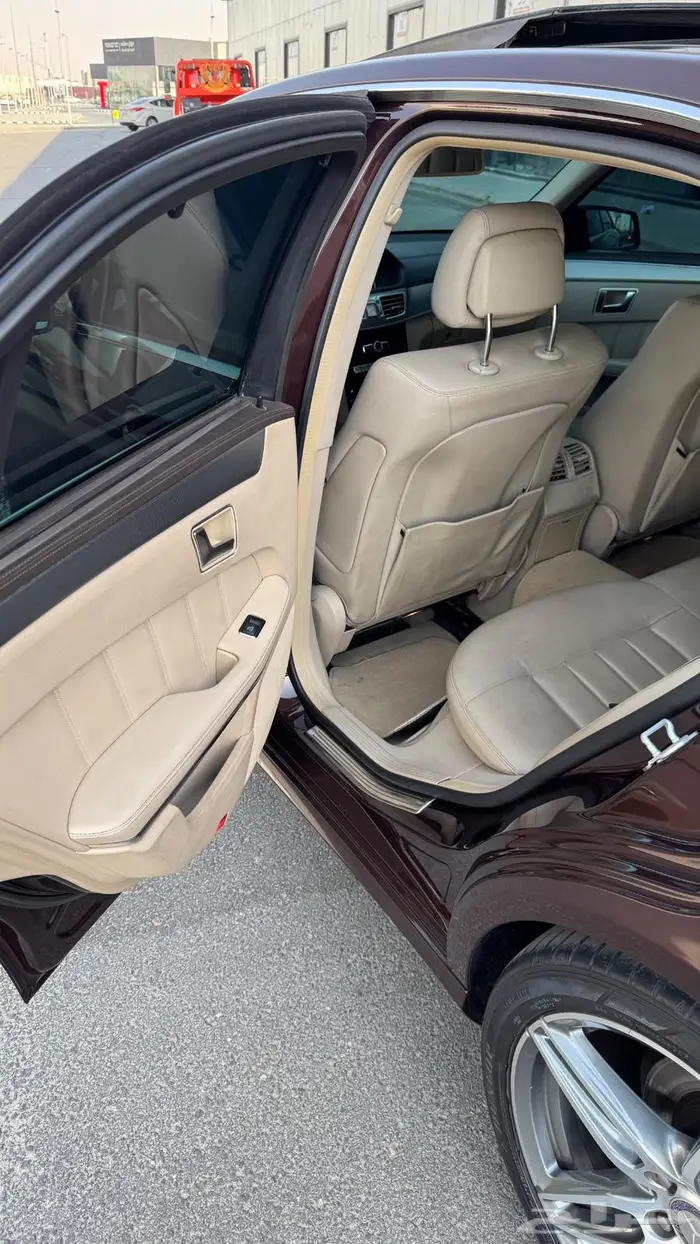 للبيع مرسيدس E300 2014 26