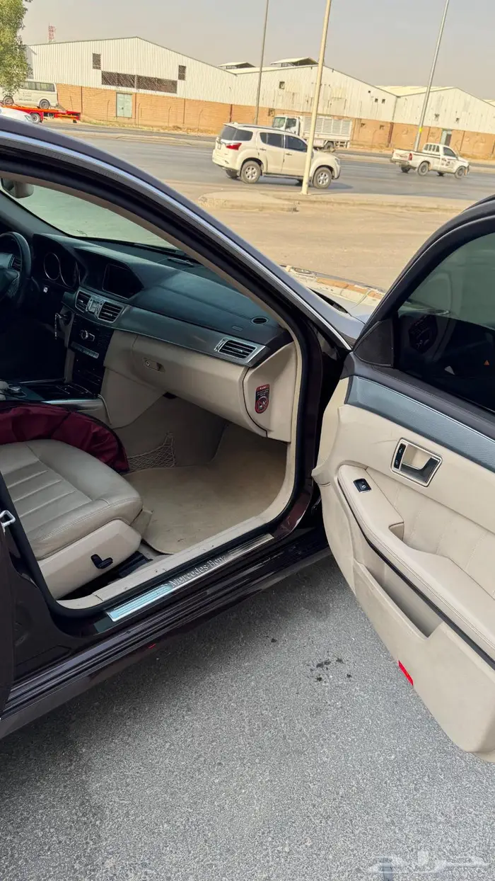 للبيع مرسيدس E300 2014 23