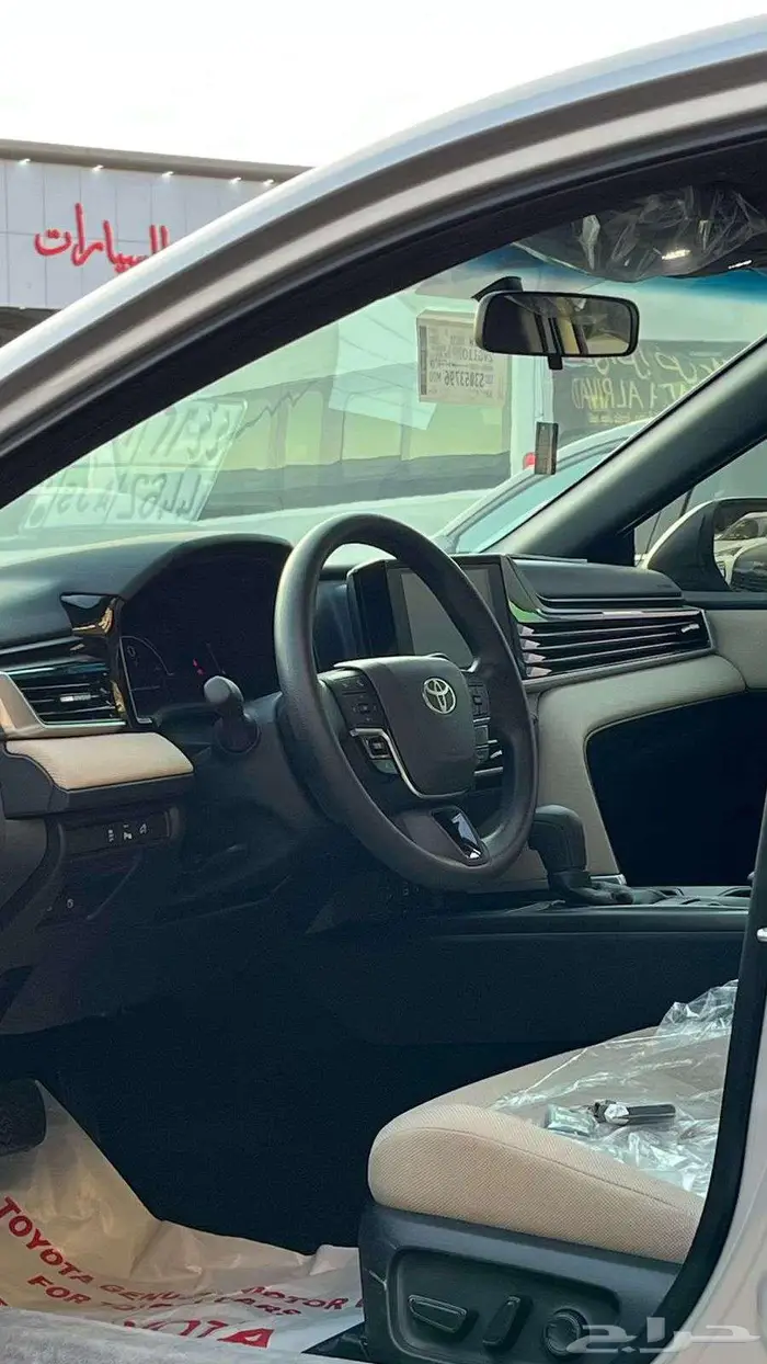 تويوتا كامري E 2025 هايبرد كاش استلام فوري 14