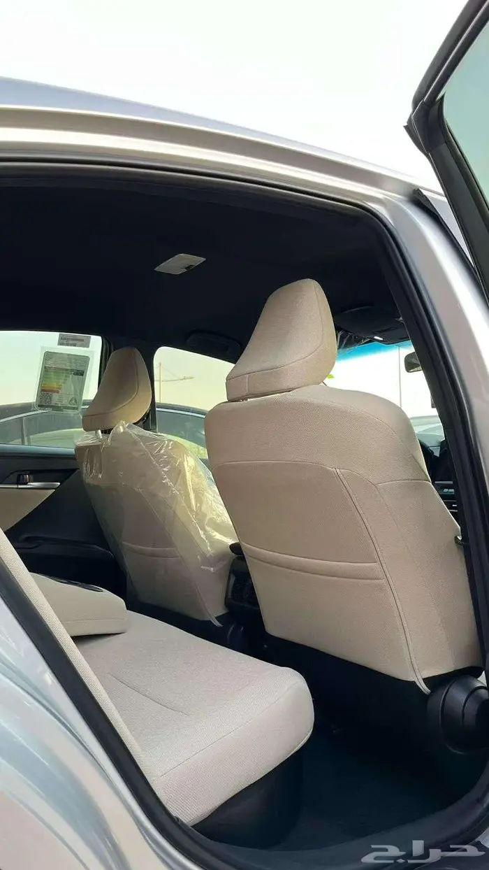 تويوتا كامري e هايبرد 2025 كاش استلام فوري 6