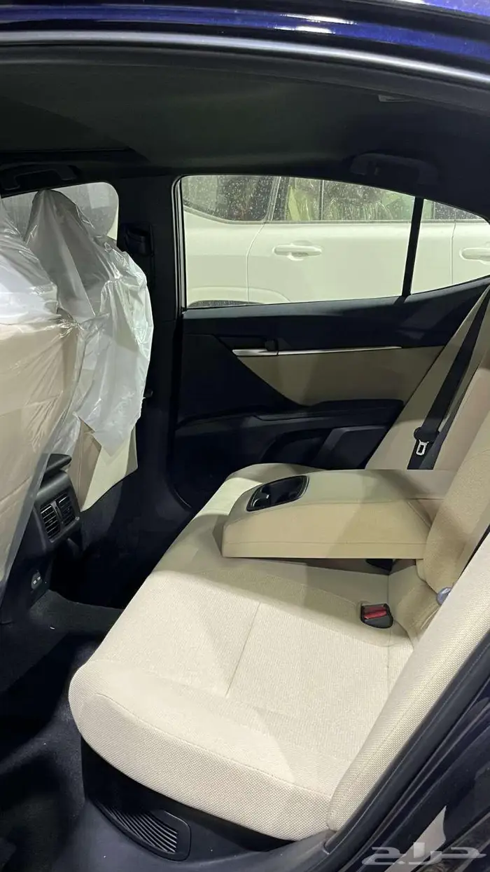 تويوتا كامري E-PLUS موديل 2025 كاش وتقسيط 11