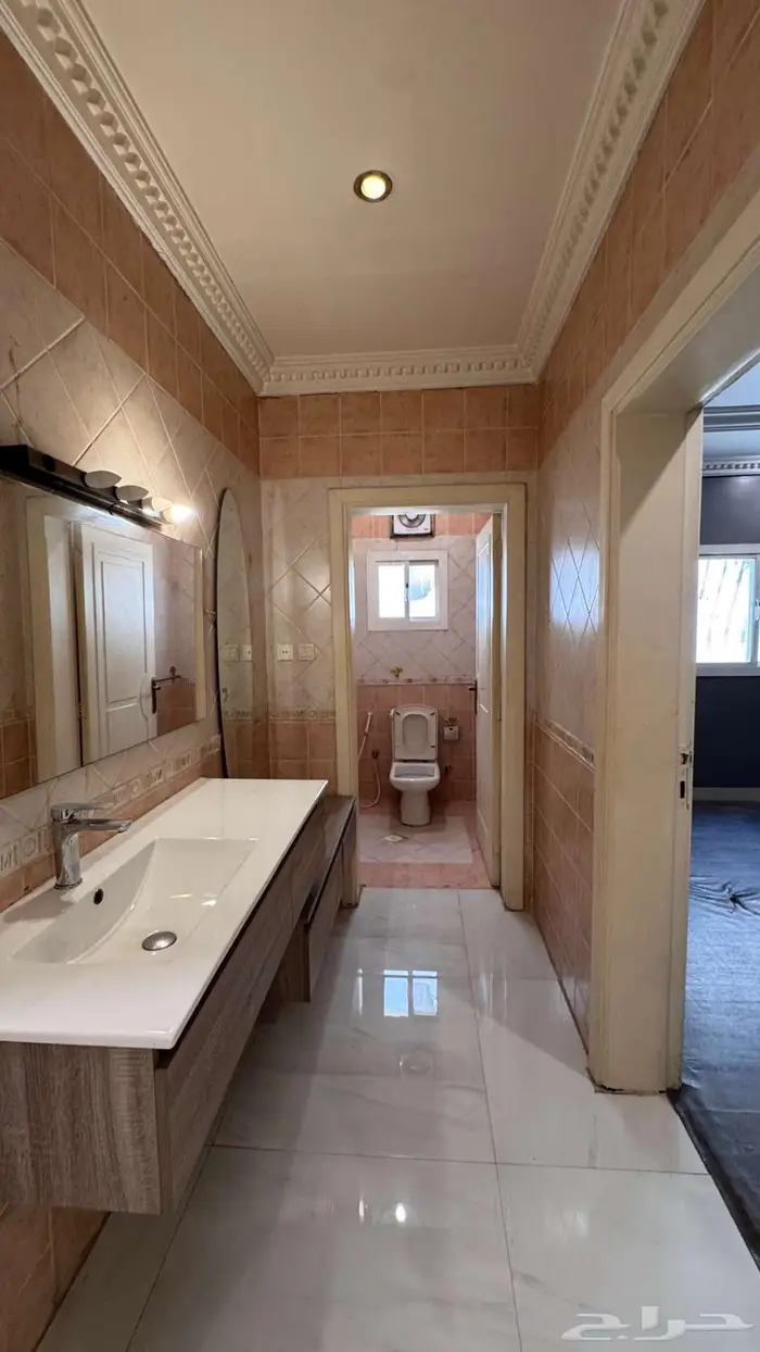 شقة خمس غرف للايجار السنوي في جدة حي المروة 7