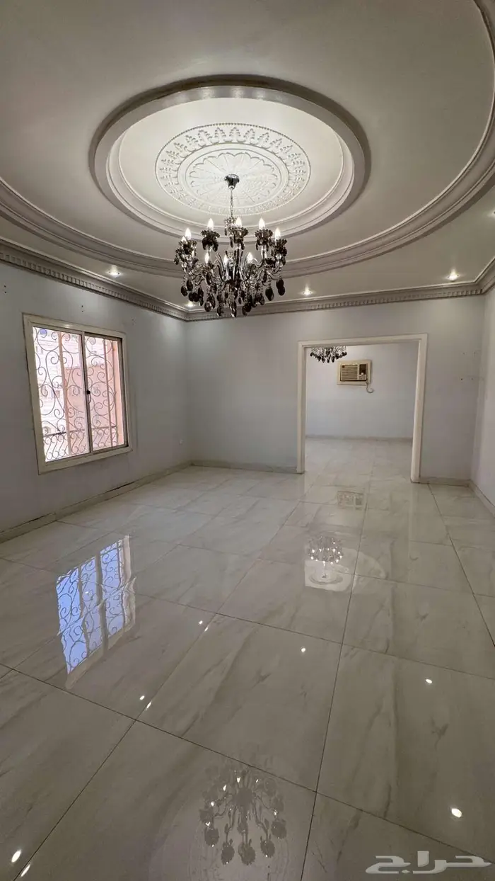 شقة خمس غرف للايجار السنوي في جدة حي المروة 1