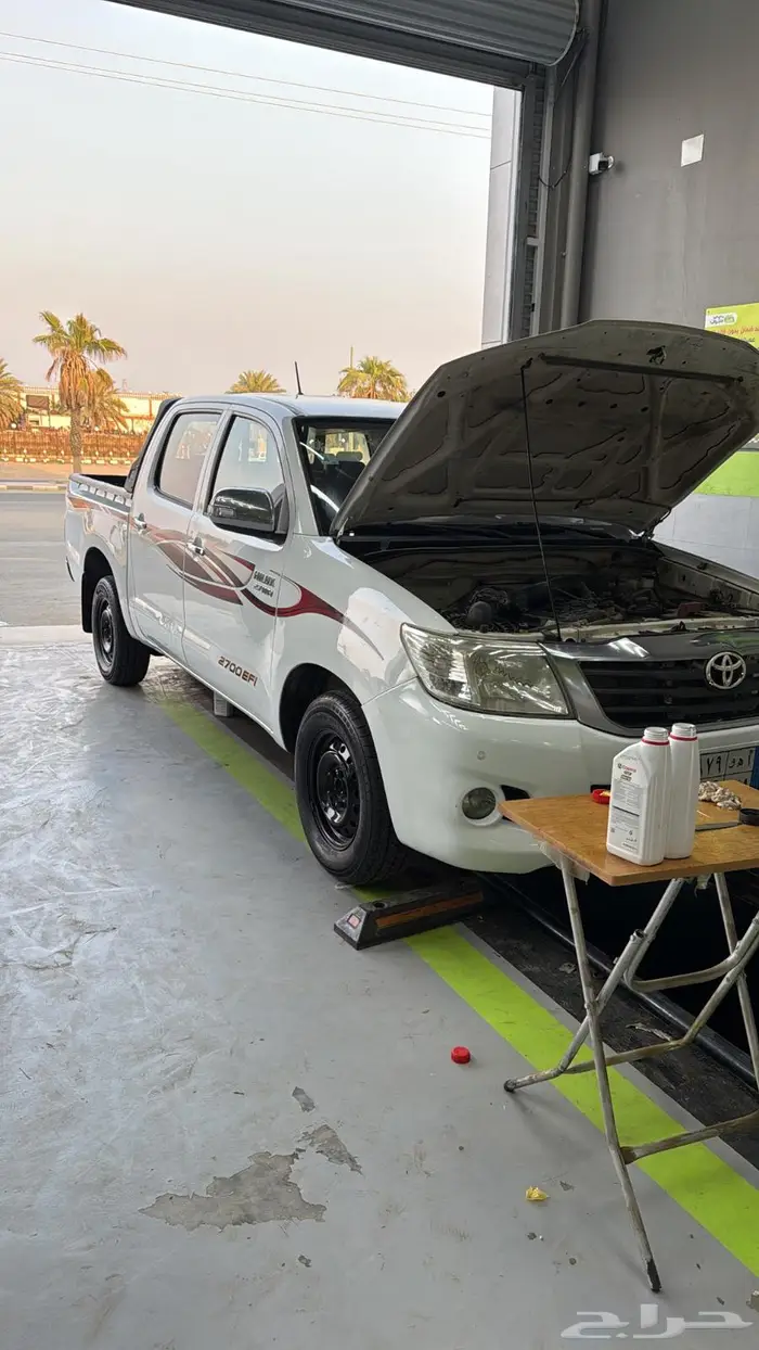 للبيع هايلكس 2015 0