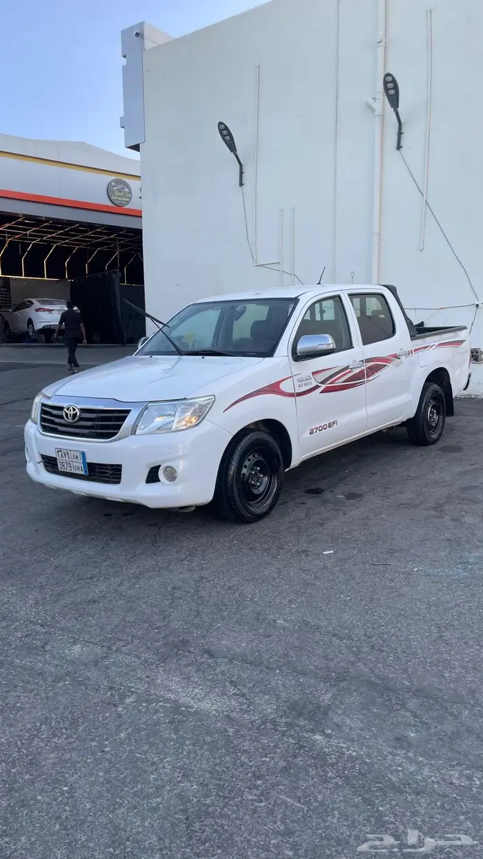 للبيع هايلكس 2015 1