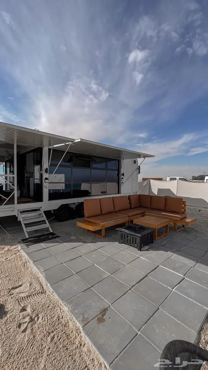 كرفان بكامل اغراضه 2