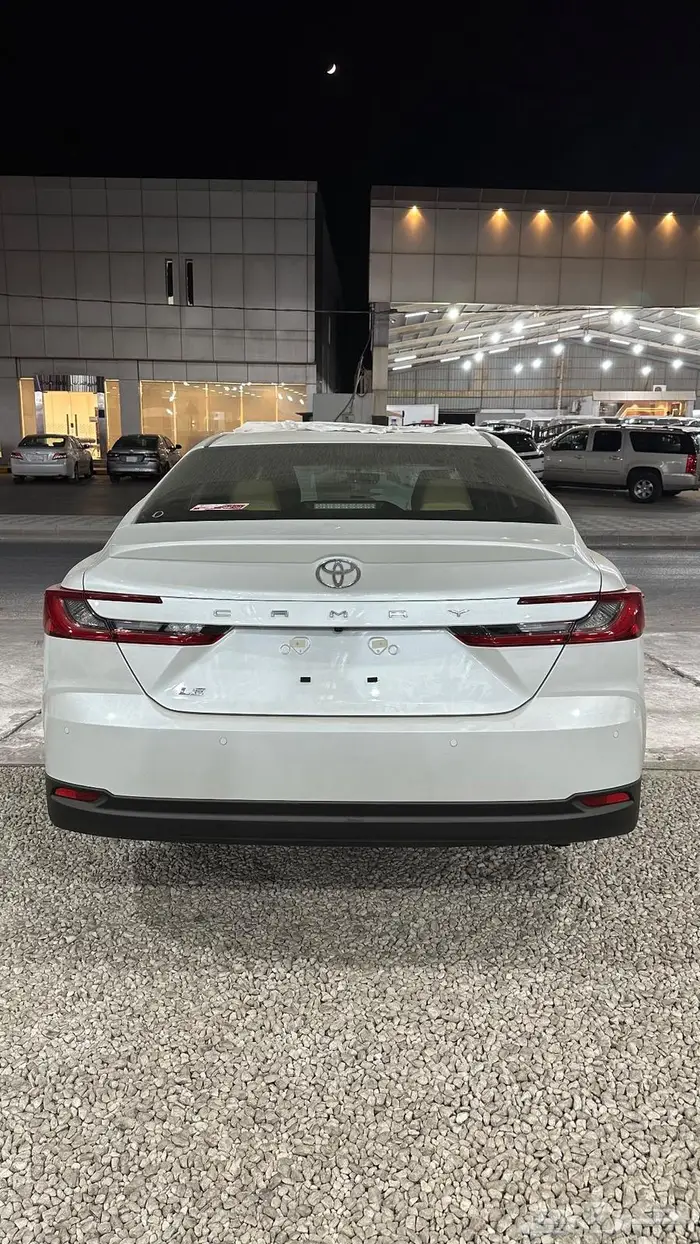 كامري LE نص فل سعودي 2025 6