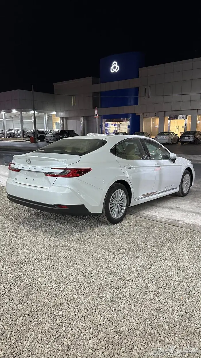 كامري LE نص فل سعودي 2025 4