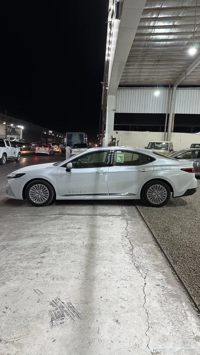 كامري LE نص فل سعودي 2025 3