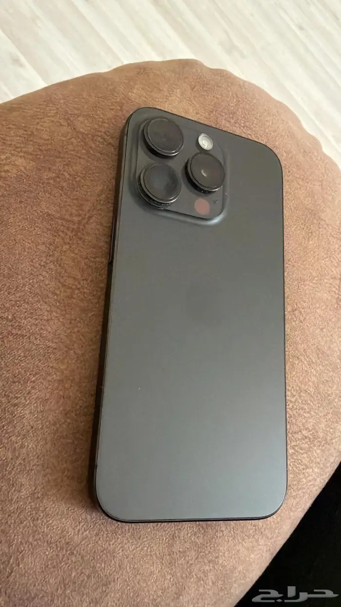 ايفون 15 برو نظيف 7