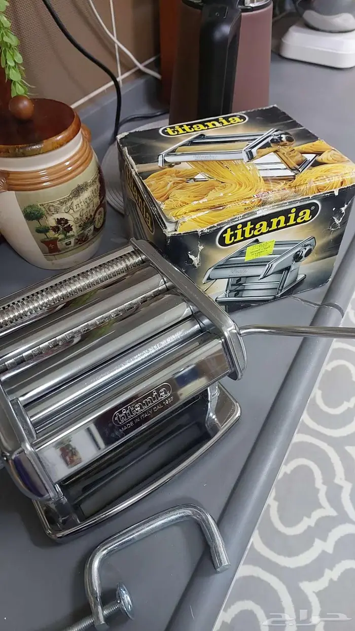 ماكينة فرد عجين 0