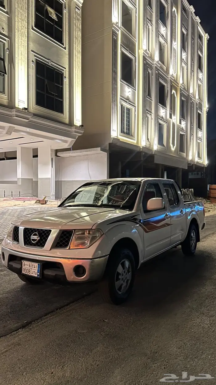 نيسان نيفارا موديل 2010 1