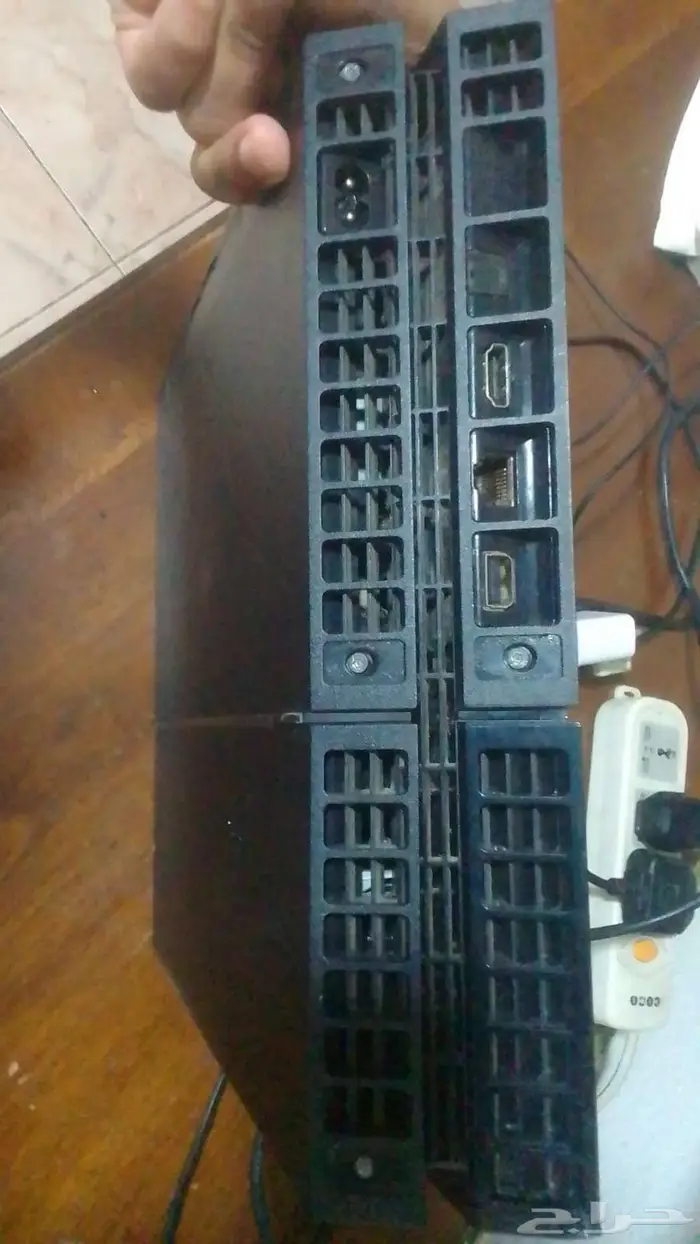 للبيع سوني 4 2