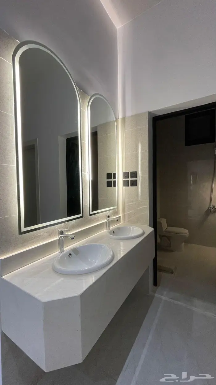 للايجار استراحتين عزاب جديده في مخطط لولوة الخزامى 3