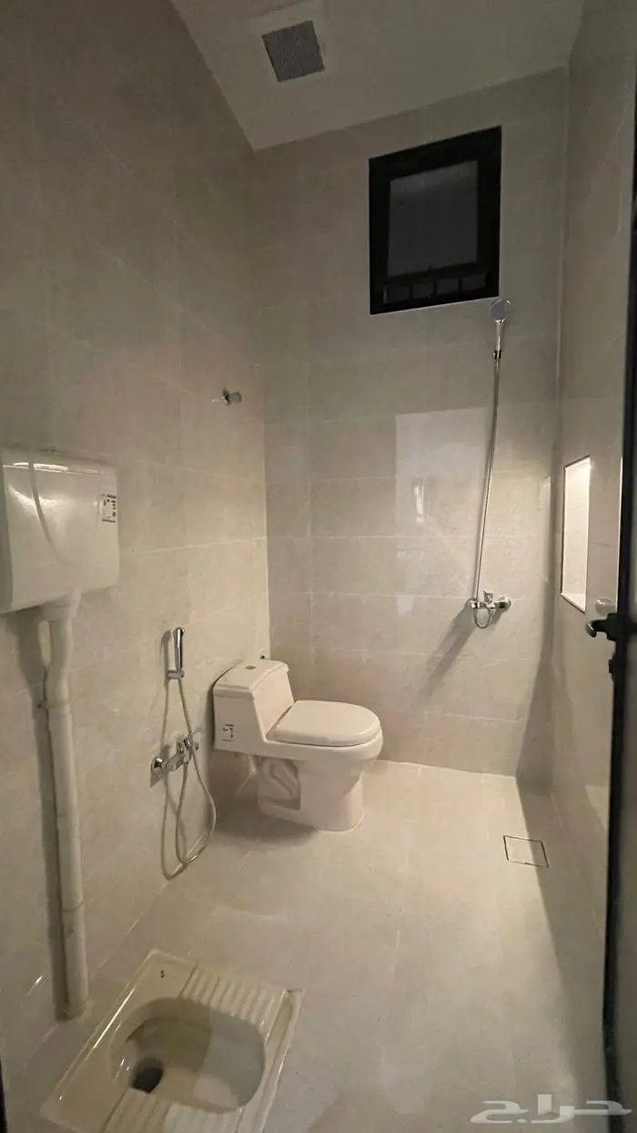 للايجار استراحتين عزاب جديده في مخطط لولوة الخزامى 4