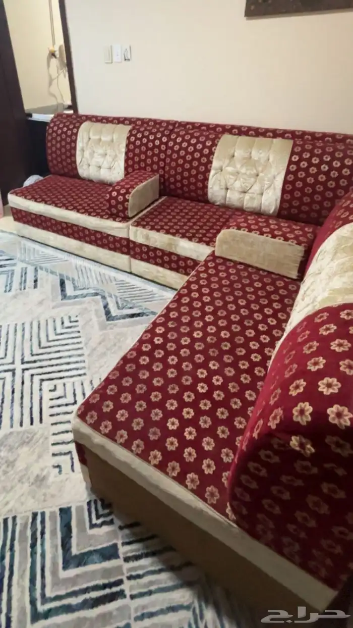 مجلس كبير 8 قطع السعر 400 ريال 0