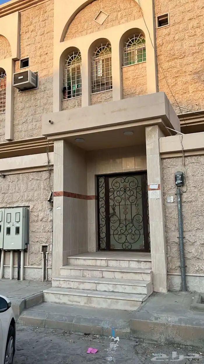 للاجار شقة اربع غرف دور اول 91ب 1500شهري 0