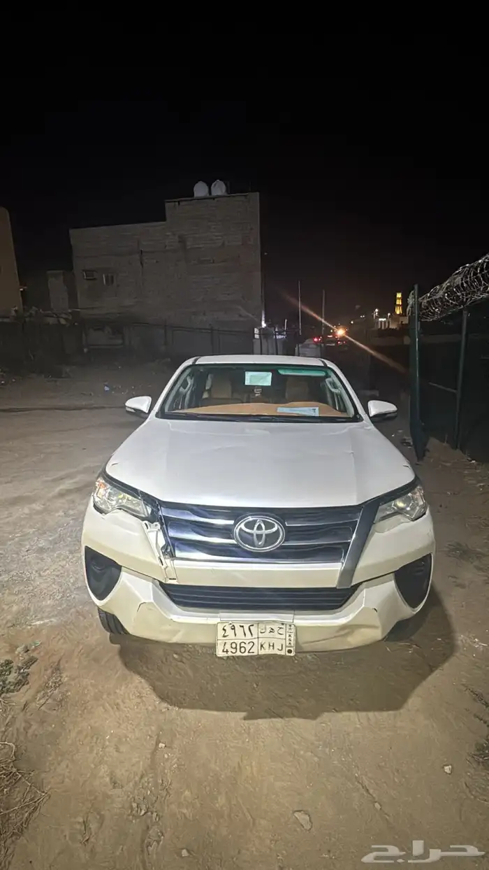 فورتشنر 2016 دبل قير اتوماتيك مفحوص في حاله الوكالة 7