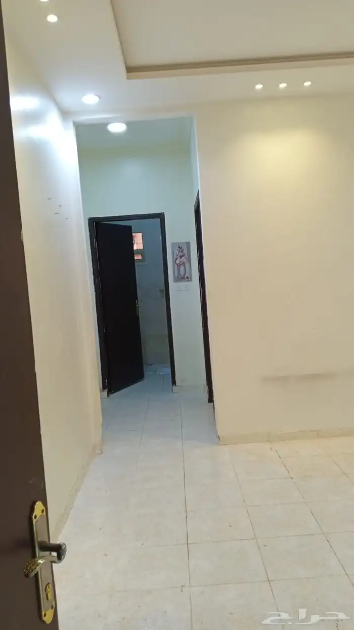 شقة للإيجار حي الرمال 8