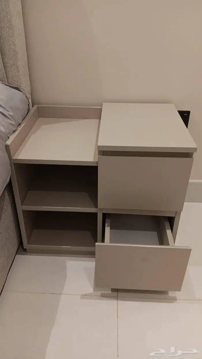 غرفة النوم دواليب ملابس ديكورات طاولات 16