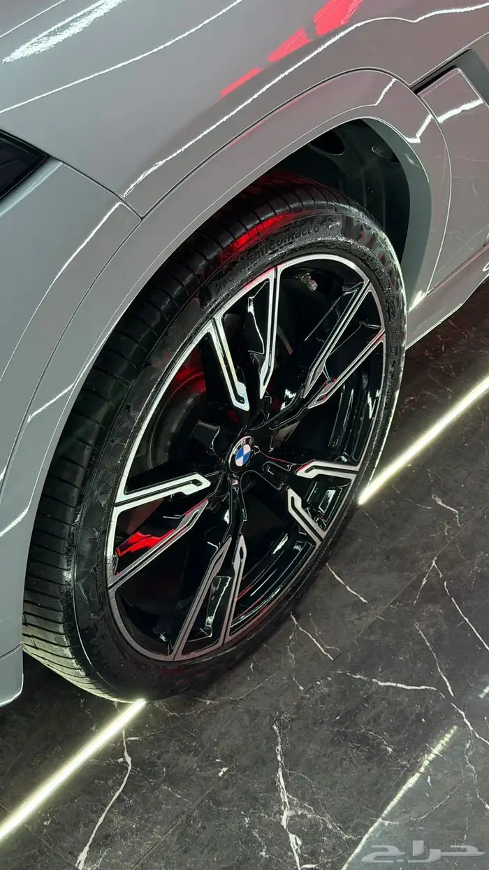 BMW x6 2025 اللون إسمنتي 4