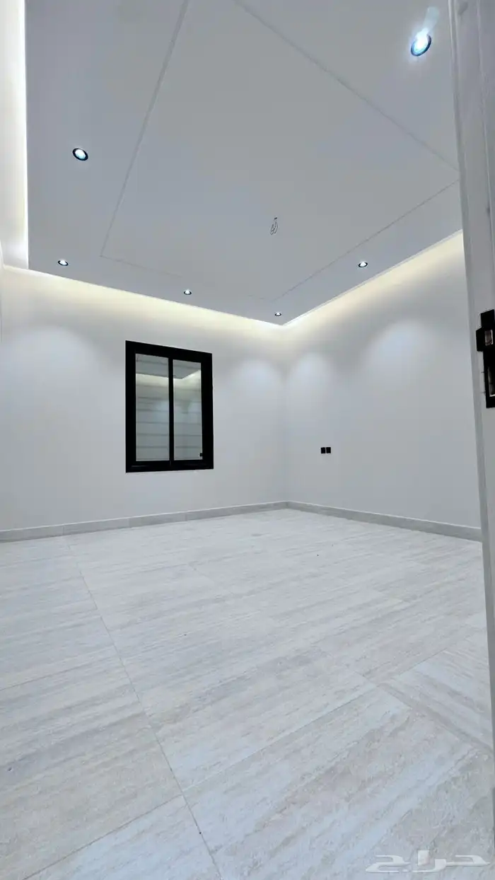 شقق ورفات فاخره بتشطيب ممتاز وموقع مميز المحاله 6