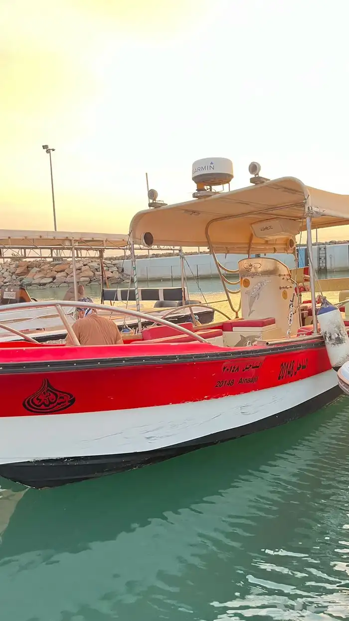 قارب ياماها 9 متر للبيع 4