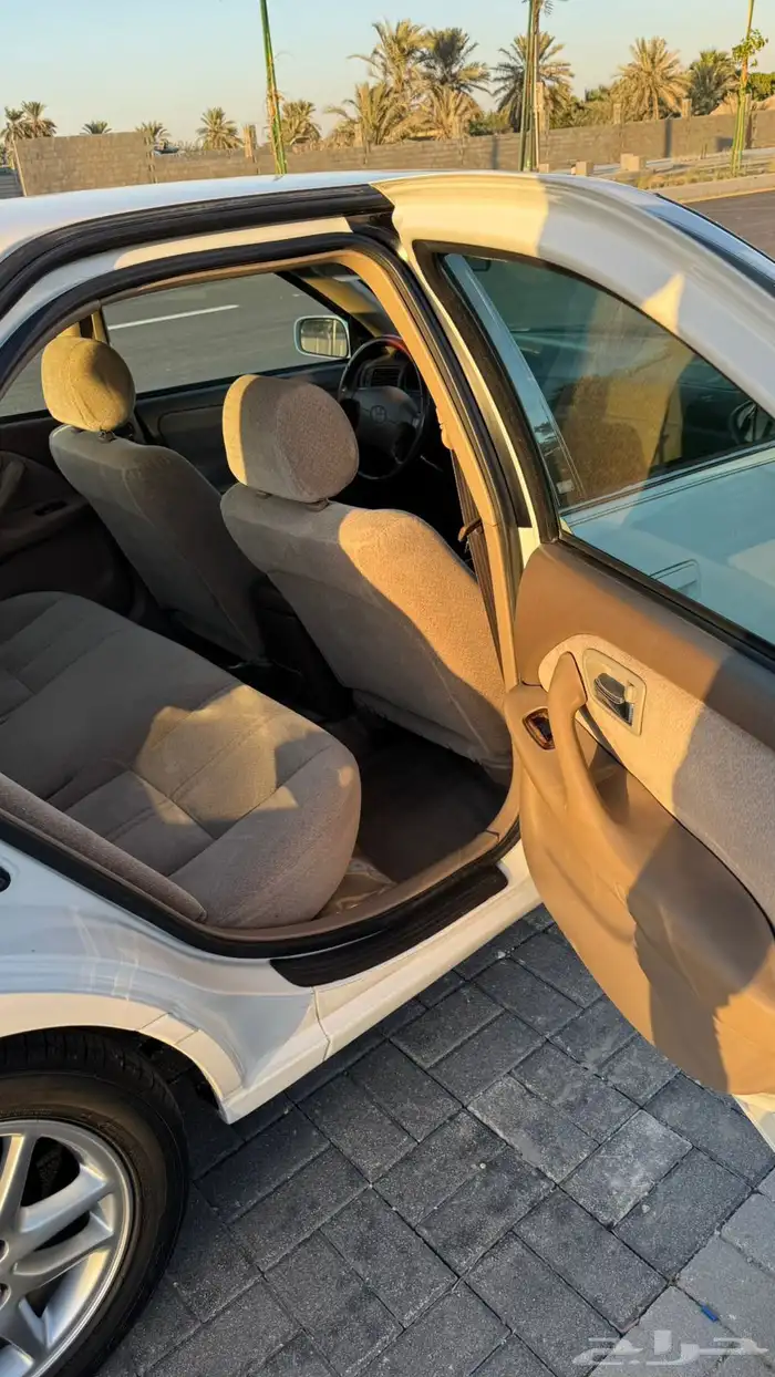 كامري للبيع مديل 2000 3