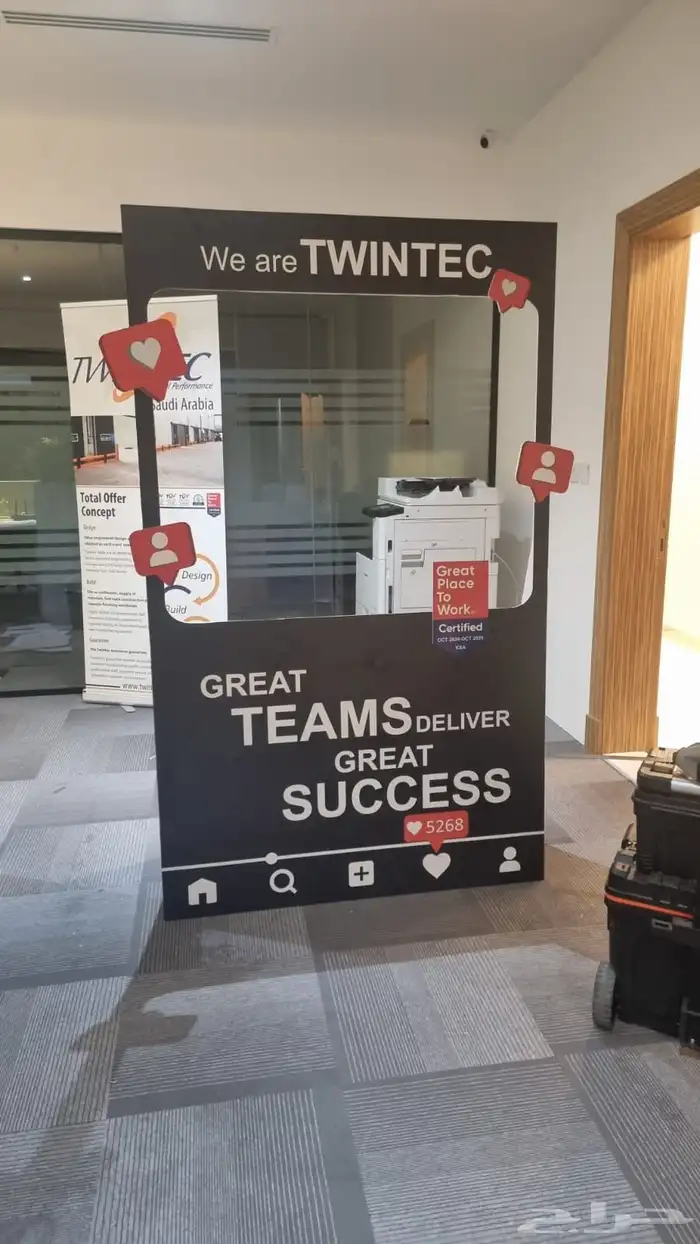 لوحات اعلانية 5