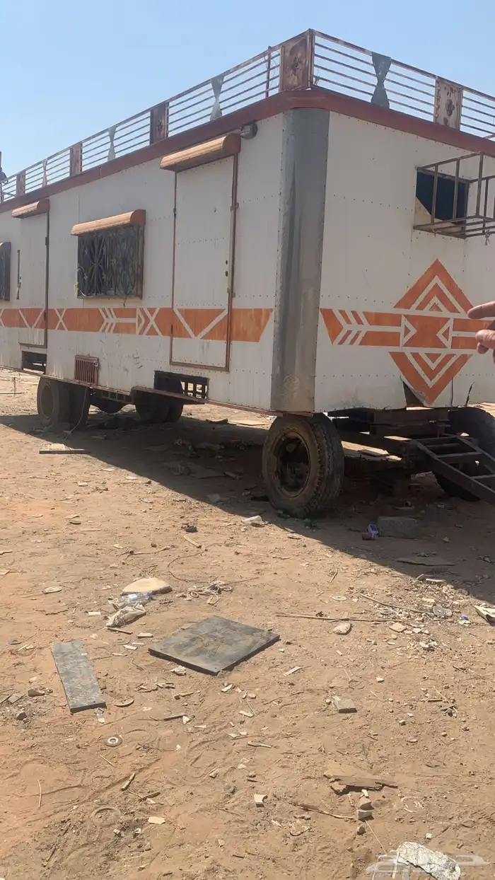 غرفه سحب الطول 9 ونص في 4 تكون من مجلس ومطبخ جنط 20 1