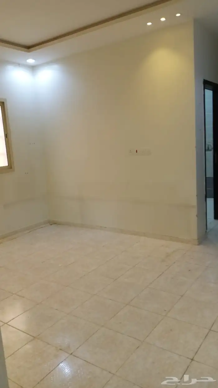 شقة للإيجار حي الرمال 11