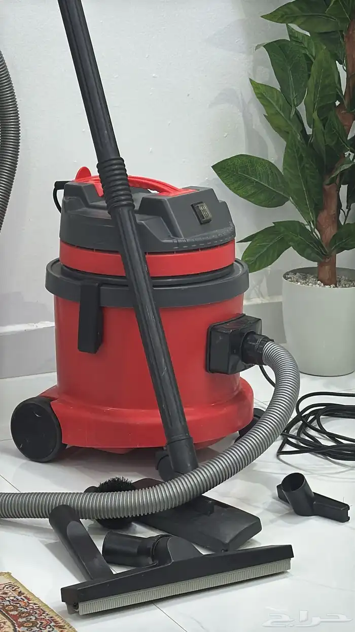 للبيع مكنسه تكنس وتغسل وتنشف 0