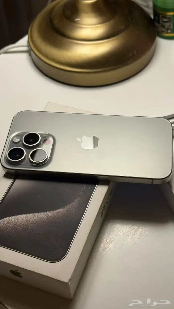 آيفون 15 برو 1