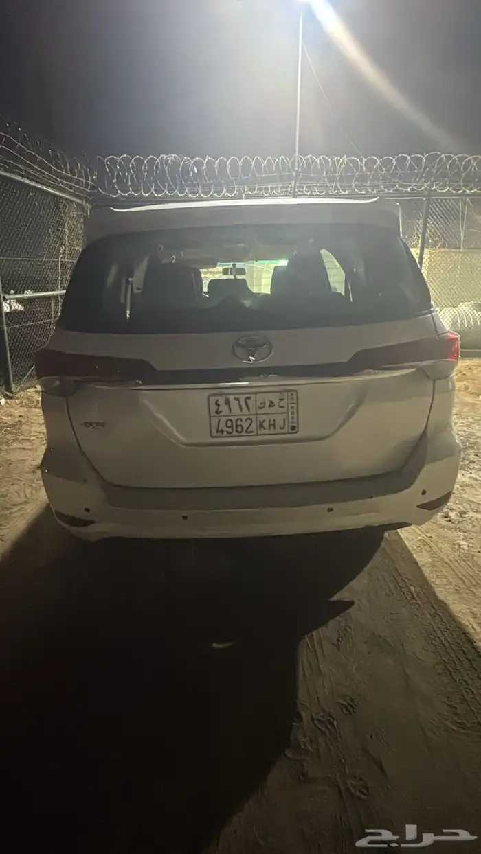 فورتشنر 2016 دبل قير اتوماتيك مفحوص في حاله الوكالة 5