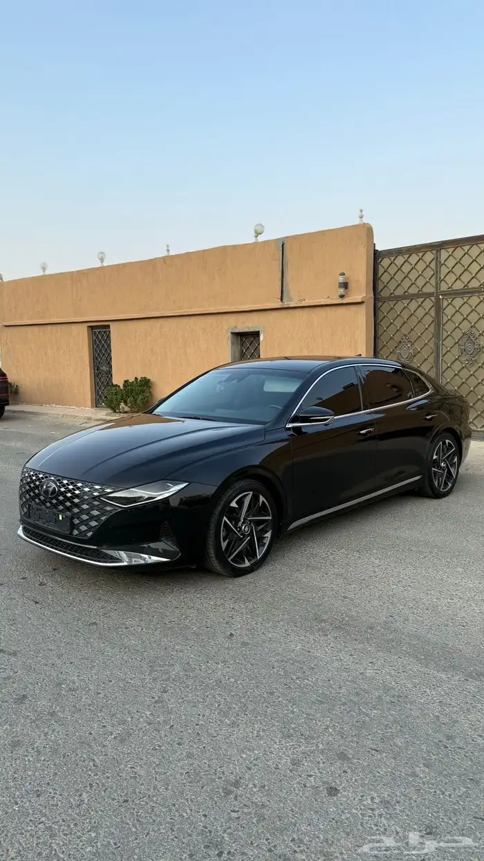 هيونداي أزيرا 2020 ( بنزين ) V6 . فل اوبشن 1