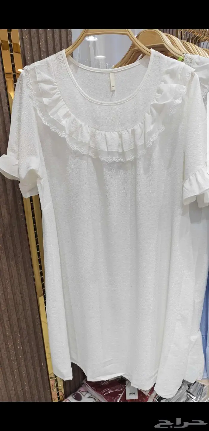 نرجس فلو للملابس الجاهزة فرع المخواة 3