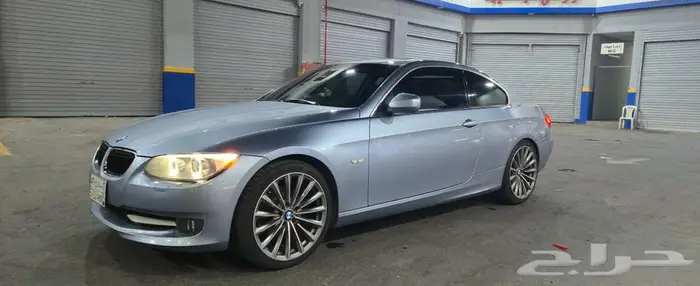 BMW 325i كوبية 2011 نظيفه جدا 13
