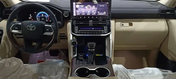 تويوتا جى اكس ار L4 موديل 2025 سعودي عبد اللطيف جميل 6