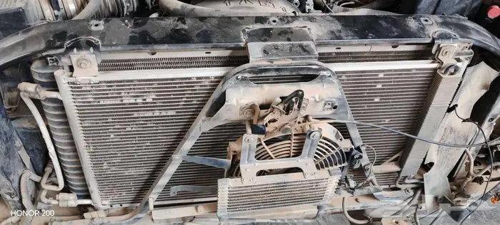 قطع غيار تشليح 18