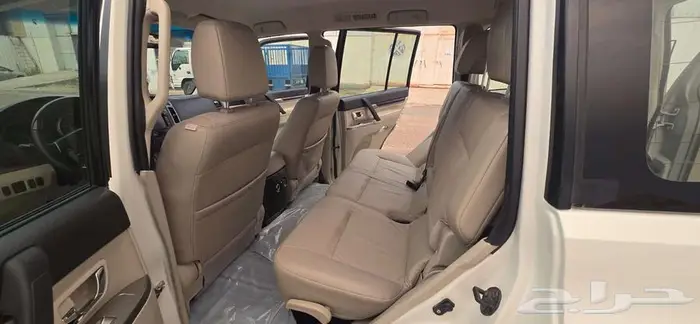 باجيرو 2020 سعودي فل كامل مكينه 3500 علامات مذهبه شبه جديد 12