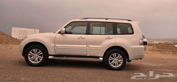 باجيرو 2020 سعودي فل كامل مكينه 3500 علامات مذهبه شبه جديد 2