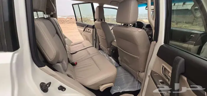 باجيرو 2020 سعودي فل كامل مكينه 3500 علامات مذهبه شبه جديد 13