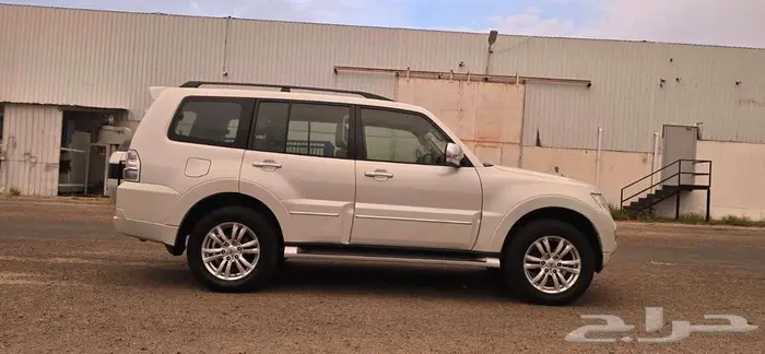 باجيرو 2020 سعودي فل كامل مكينه 3500 علامات مذهبه شبه جديد 5