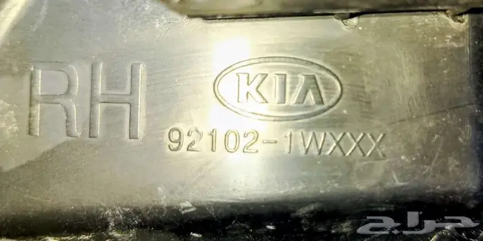 شمعه يمين كيا ريو ليد هاتش باك اصلي نظيف 2