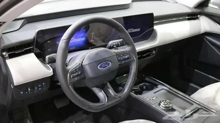 فورد تورس امبيانتي موديل 2026 سعودي عرض خاص 13