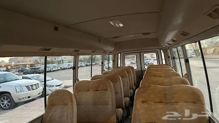 للبيع باص روزا 2013 ديزل مخزن 14