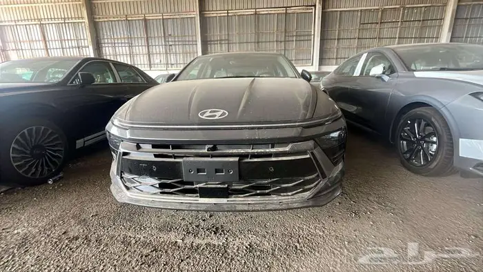 هيواندي سوناتا بريميوم 2026 رصاصي لامع واسود داخل بيج 2026 2
