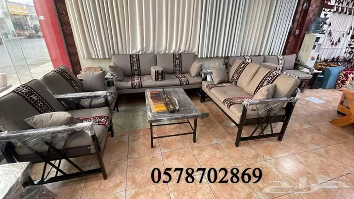 جلسات حديد وخشب طقم 7 اشخاص 0