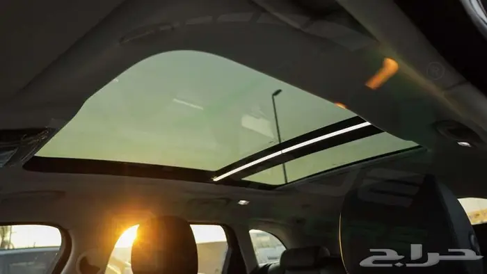 2025 لاند روفر رينج روفر فيلار P250 DYNAMIC SE اصفار 12